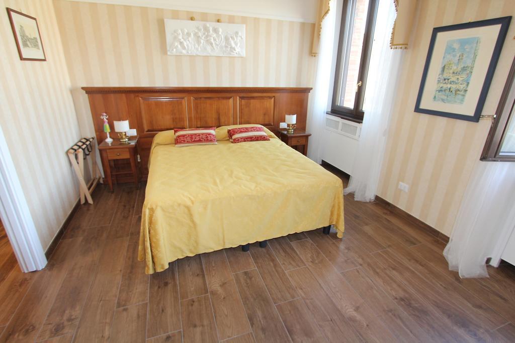 Area Sacra Relais Bed & Breakfast Рим Стая снимка